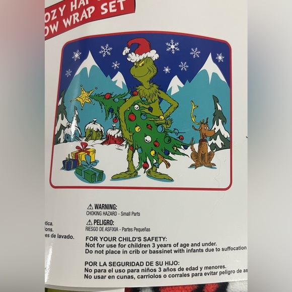Grinch Throw blanket Dr. Seuss The Grinch Christmas Scene Hoodwinks hat 40”x50” - Picture 2 of 6